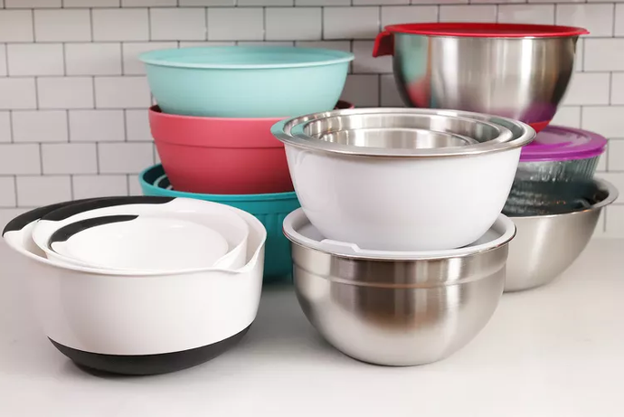 The Art of Choosing the Perfect Mixing Bowl
